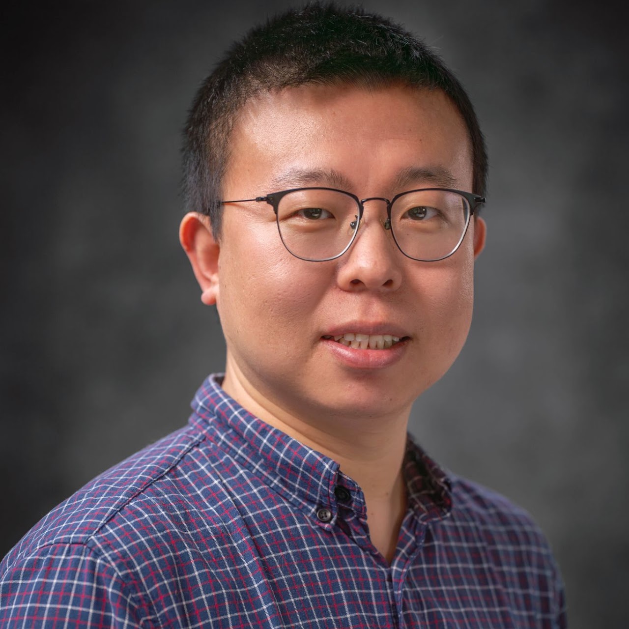 Dr Lingcong Meng Photo