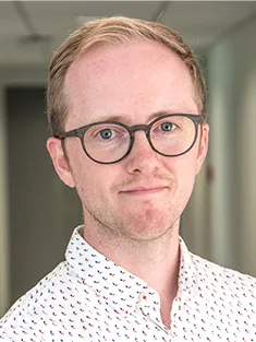 Dr Stephen Wallace