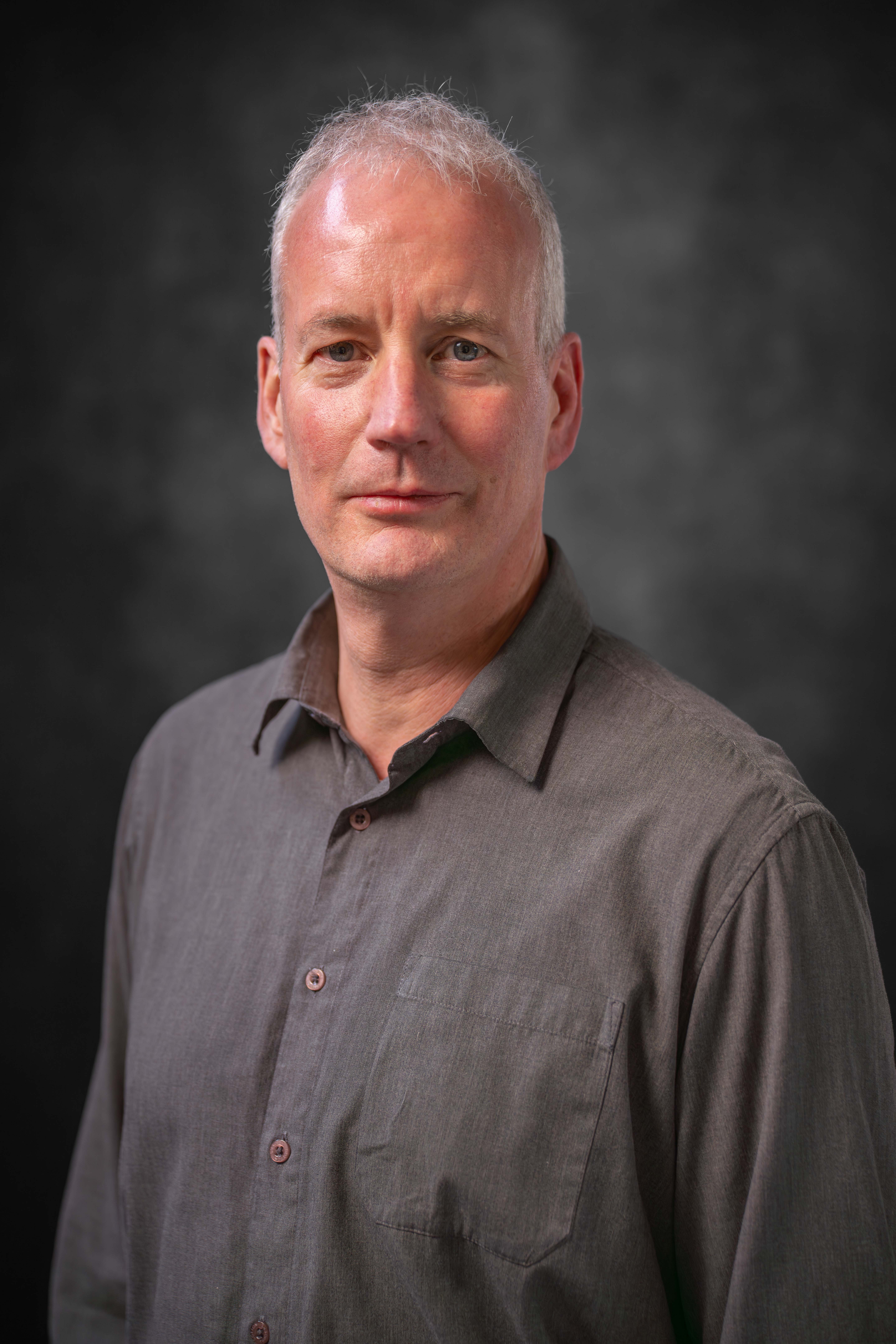 Professor Neil Robertson Photo