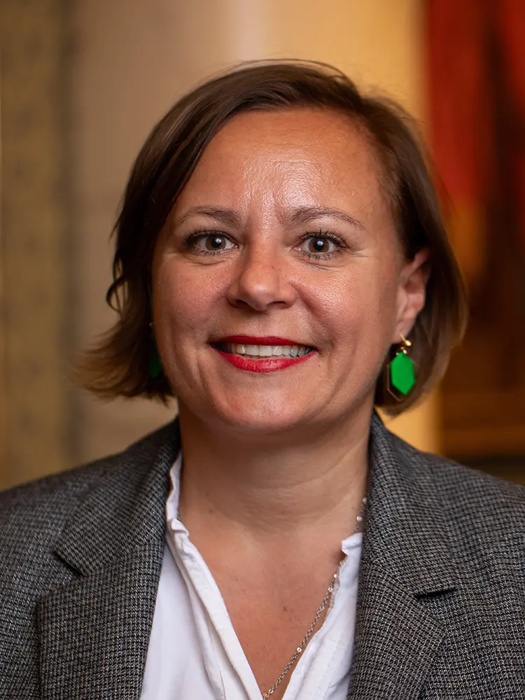 magda-titirici magda-titirici