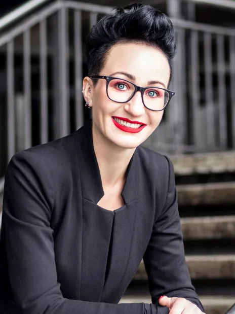 Miriam Unterlass