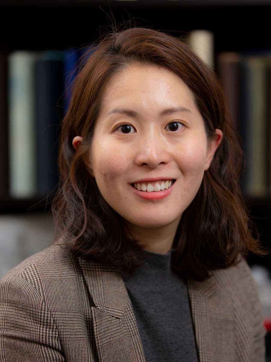 Headshot of Stephanie Kwon