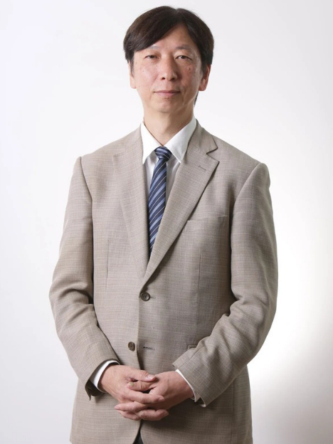 Makoto Fujita in a suit