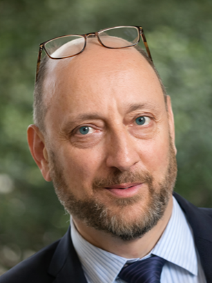 Headshot of Boris Vauzeilles