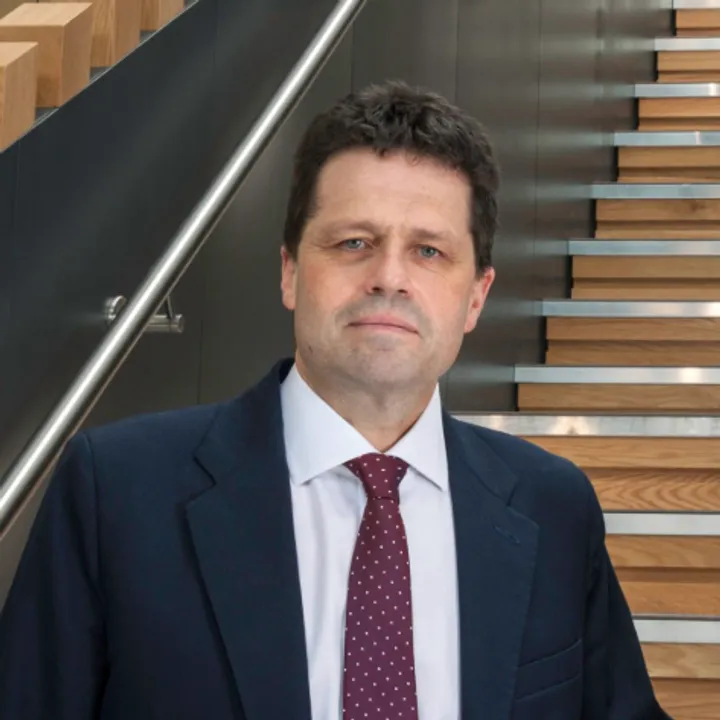 Professor Matthew Rosseinsky  Photo