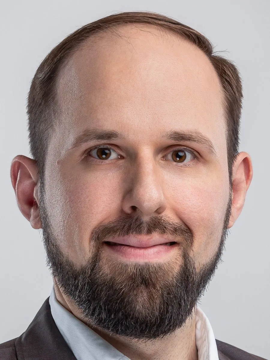 Kai S Exner Kai S Exner smiling to camera