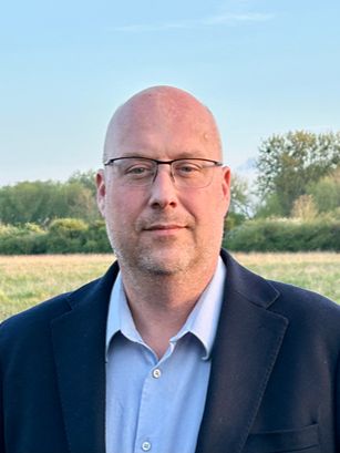 Headshot of Michael Neidig