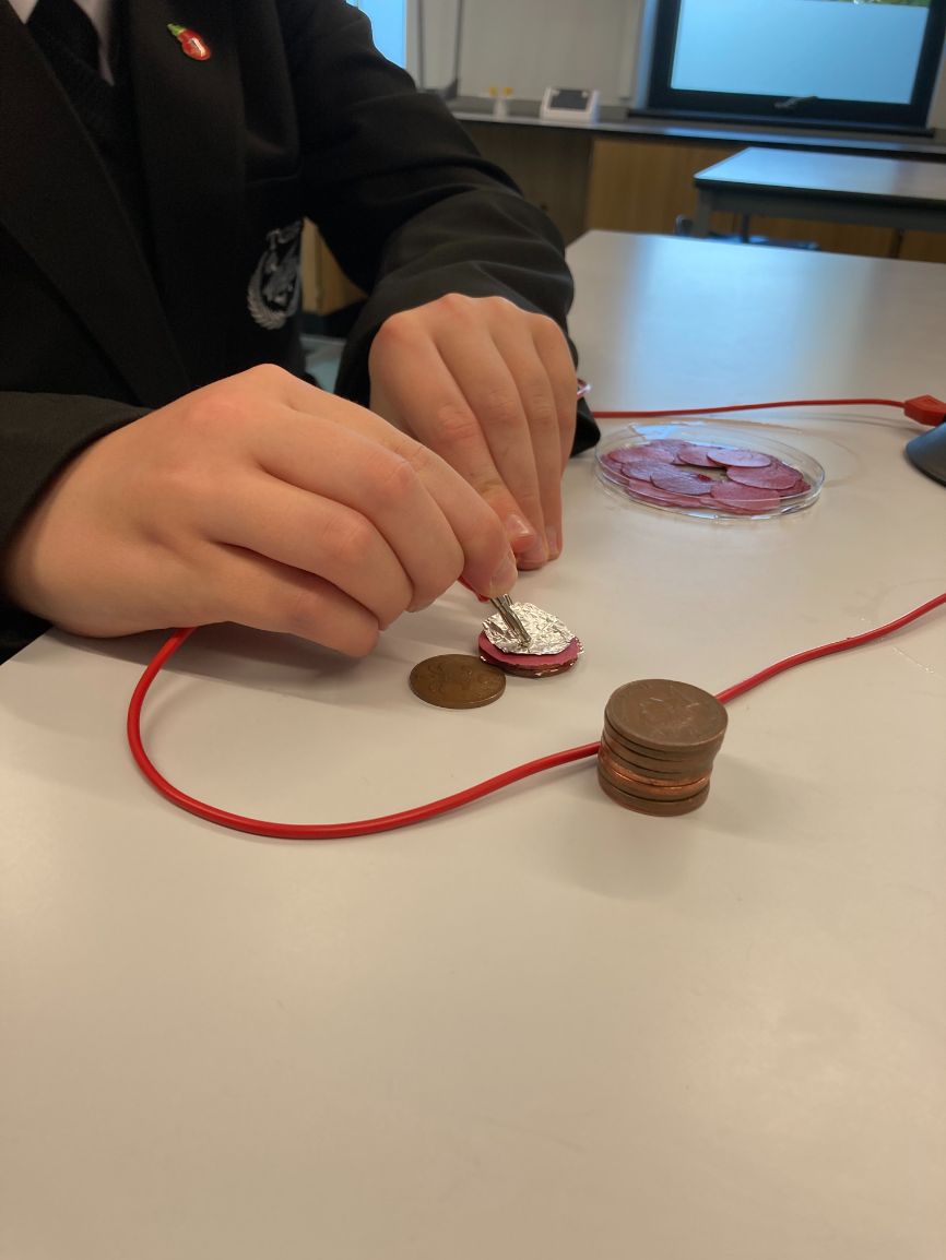 A coin-powered battery experiment