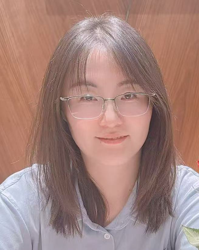 Headshot of Qing Han