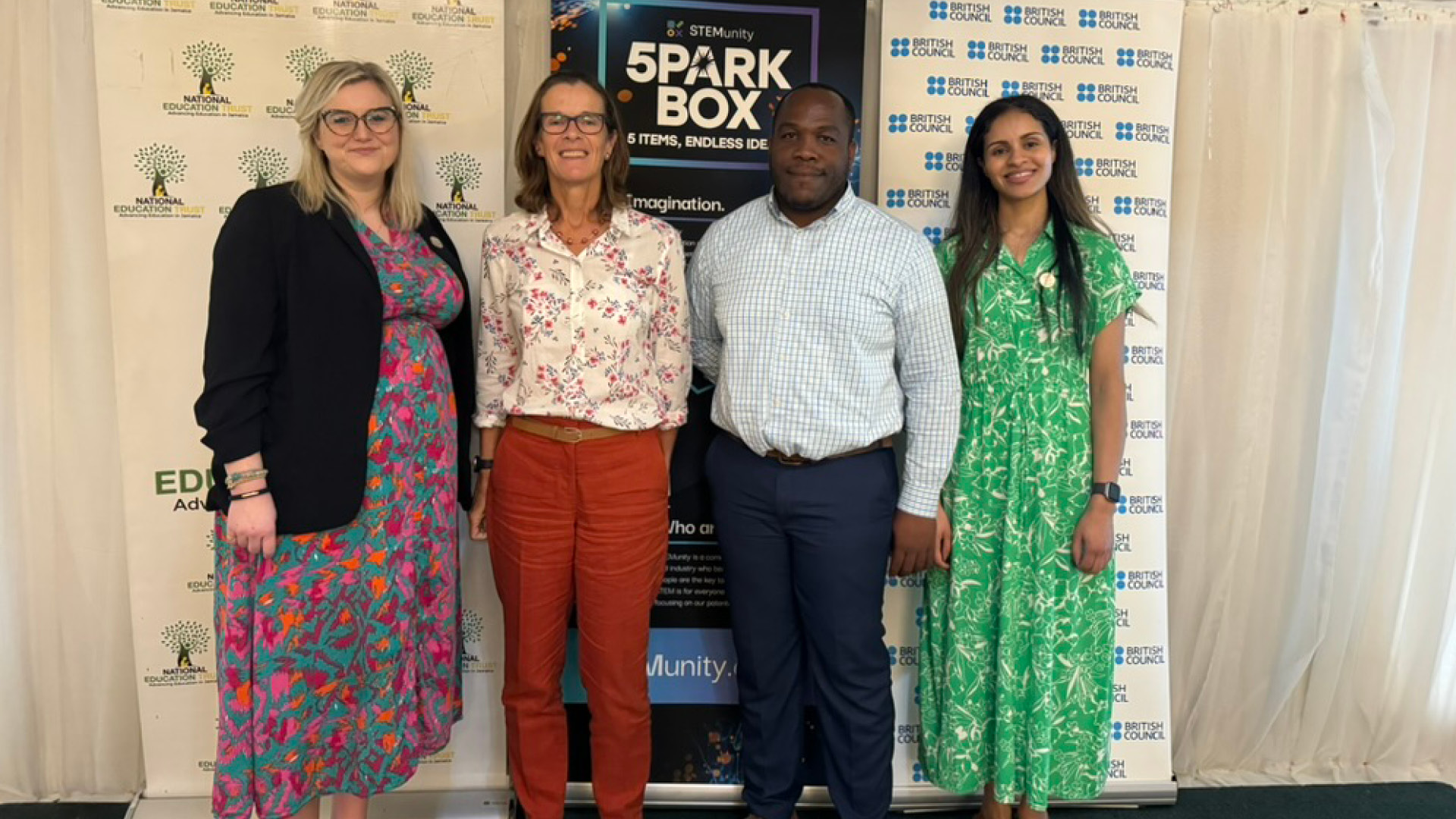 STEMunity group posing for camera