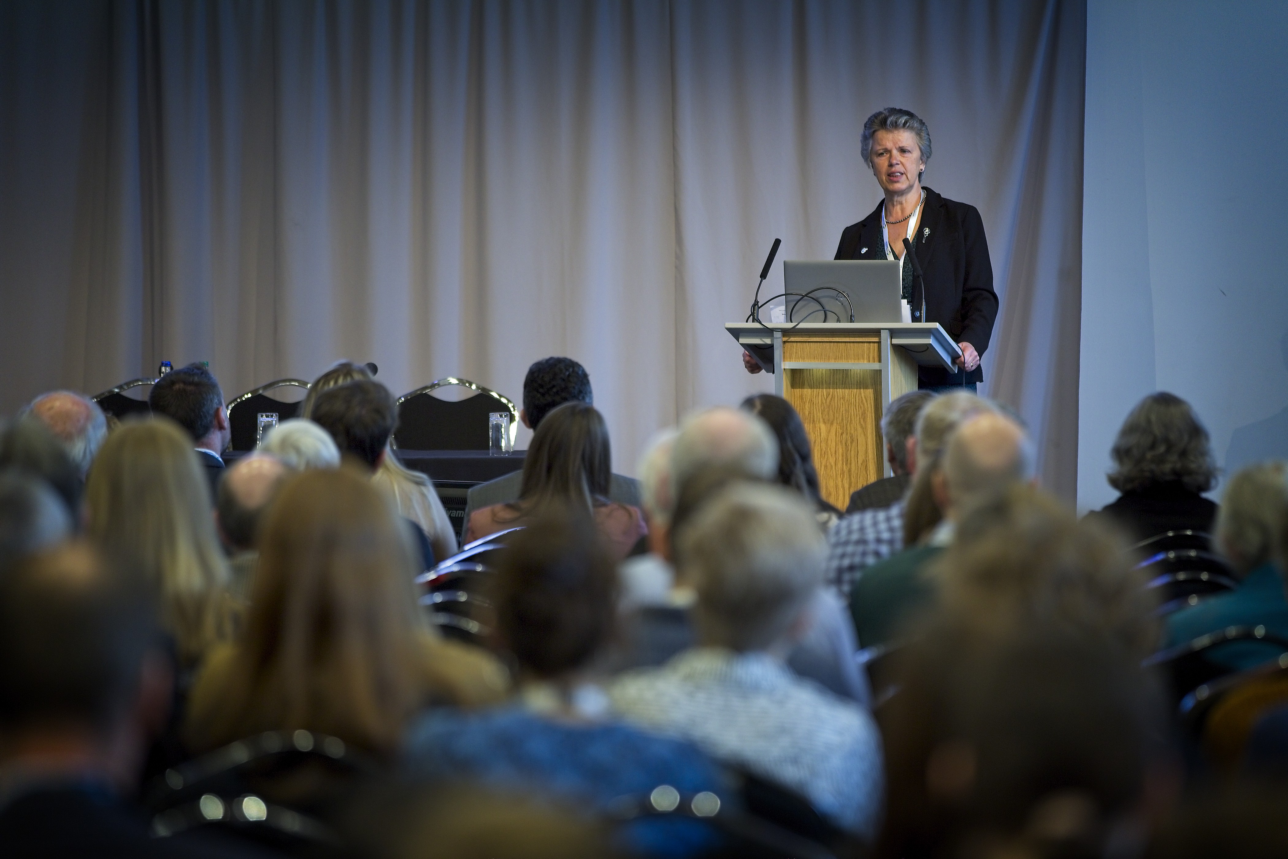 Professor Gill Reid addresses the crowd