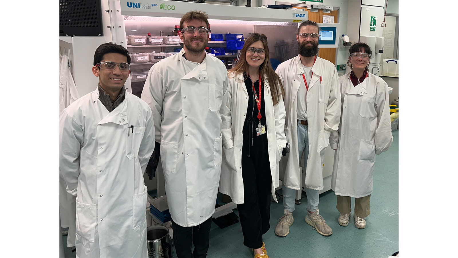 Winner: 2025 Dalton early career Prize: Sir Edward Frankland Prize Dr Clare Bakewell and her team in lab coats